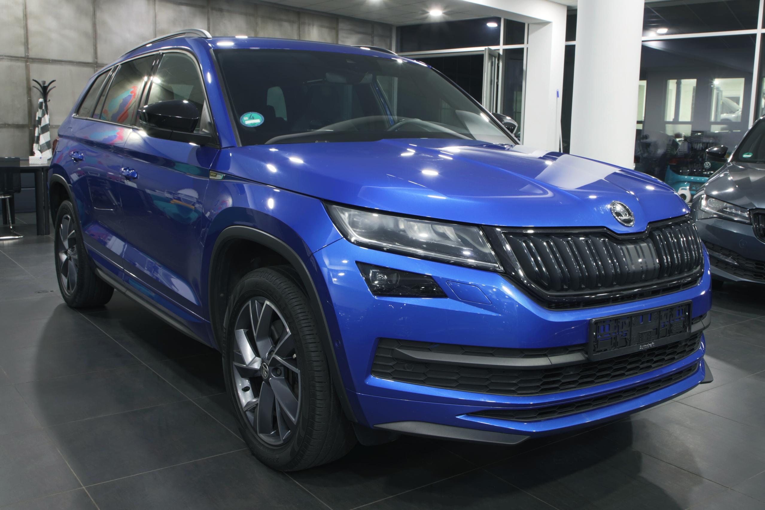 koda-kodiaq-sportline-2-0-tdi-140kw-4x4-dsg-webasto-alu-19-alu
