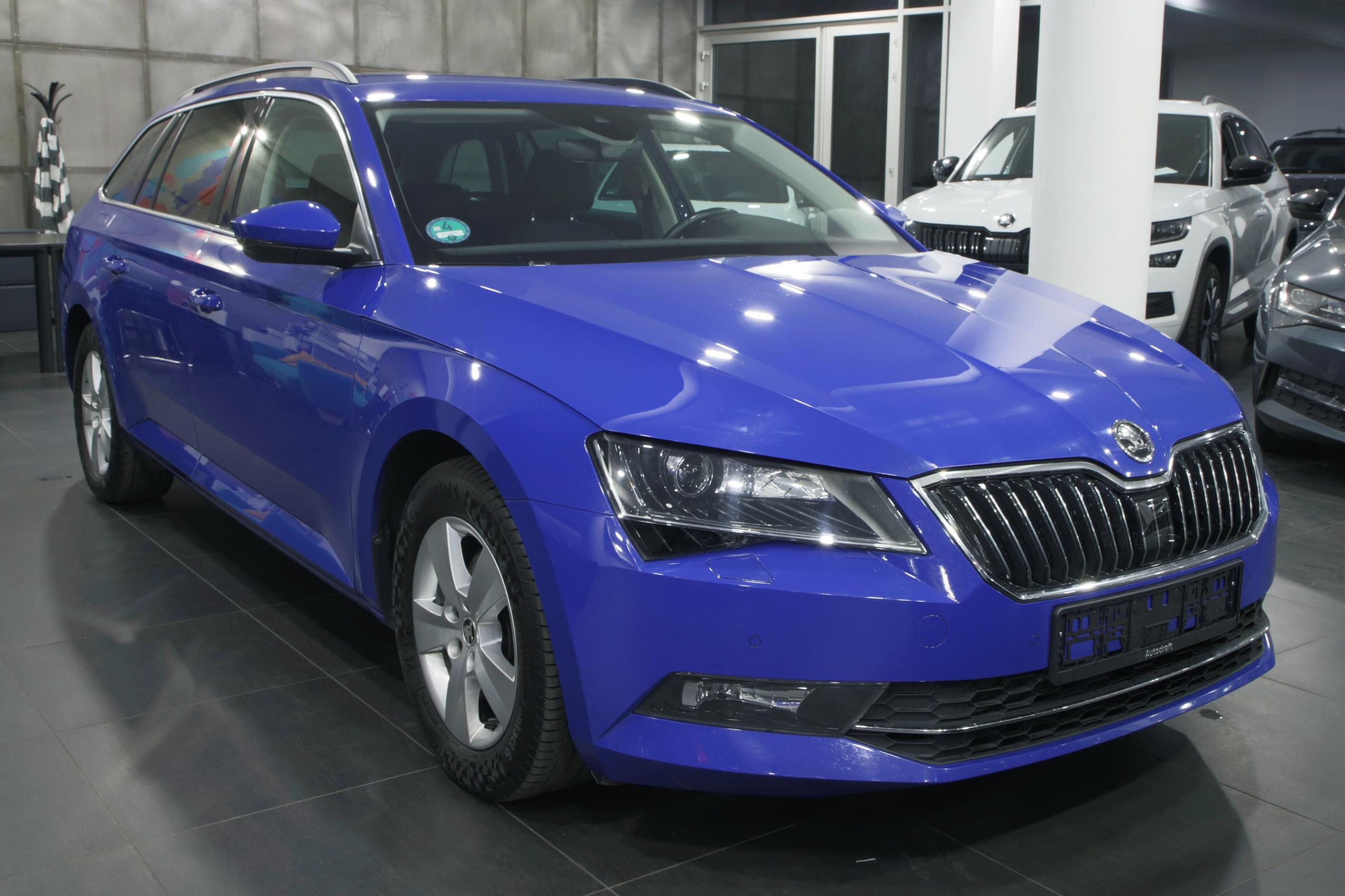 koda-superb-3-combi-2-0-tdi-140kw-4x4-dsg-2x-sada-alu-16-autodraft