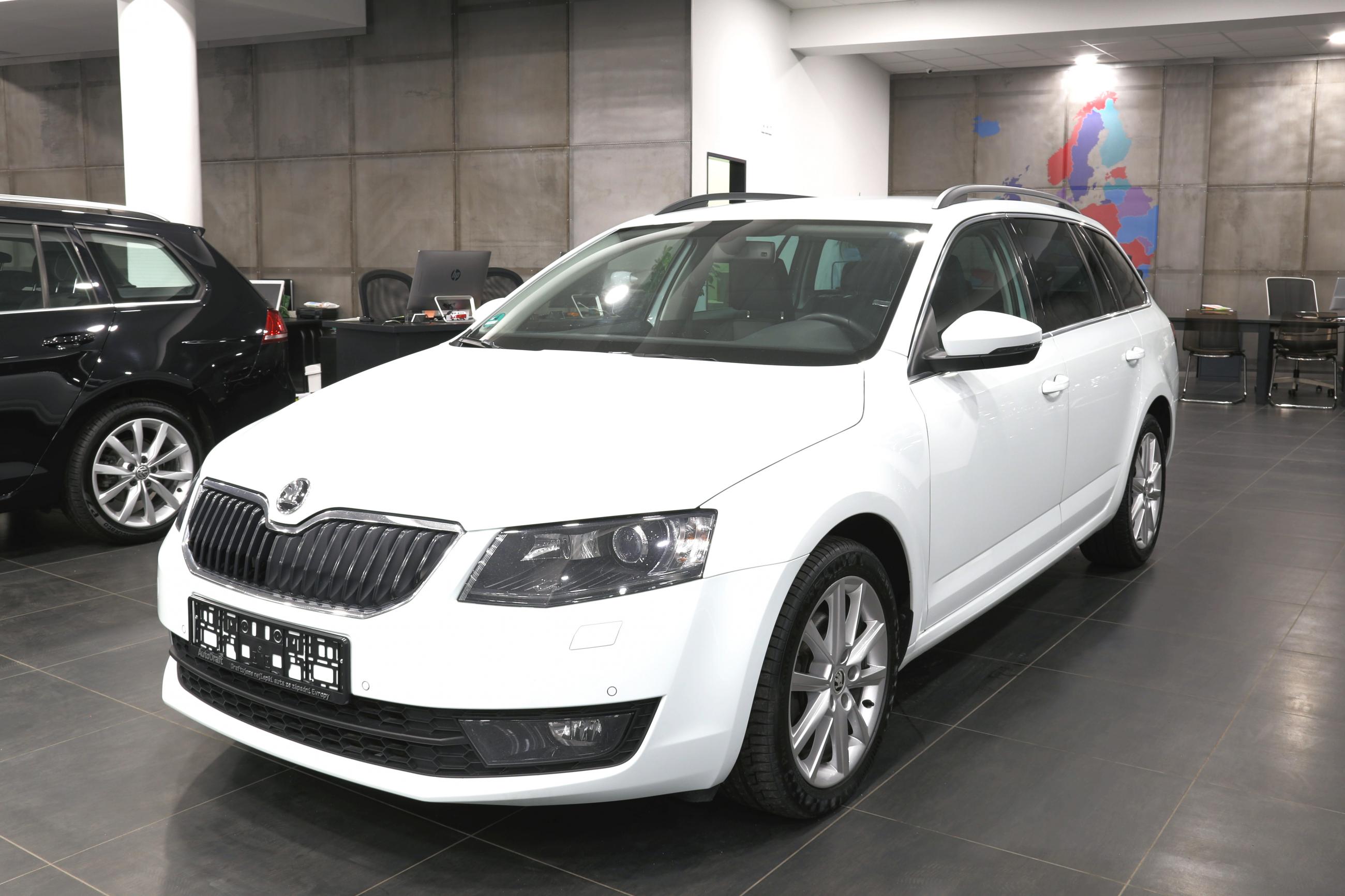 Комплектация style skoda octavia