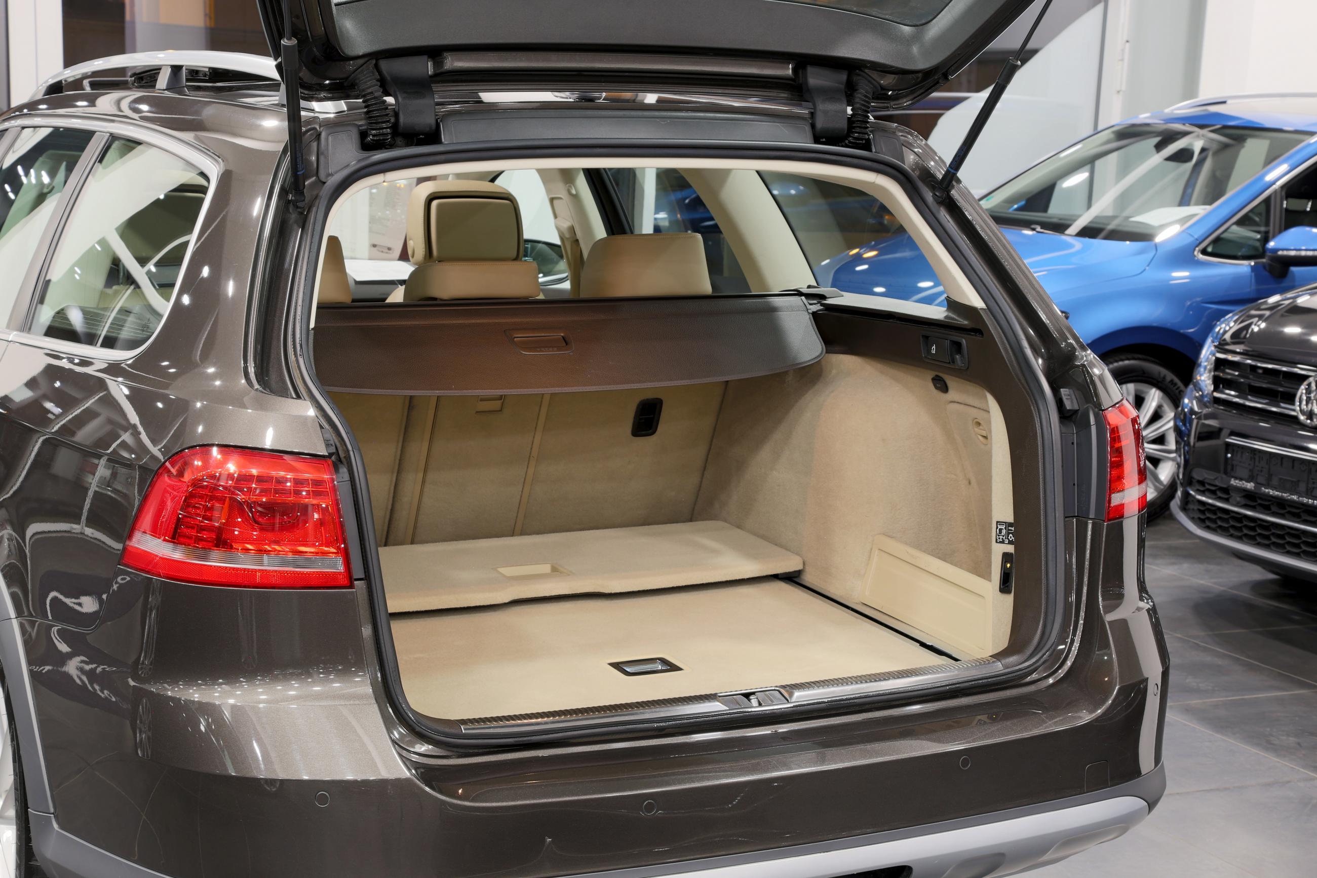 thumbnail image 2 of TFS Stainless Steel Matte Load Sill Protector For VW Passat B7 Variant / Alltrack 2010-2014 2 of 6