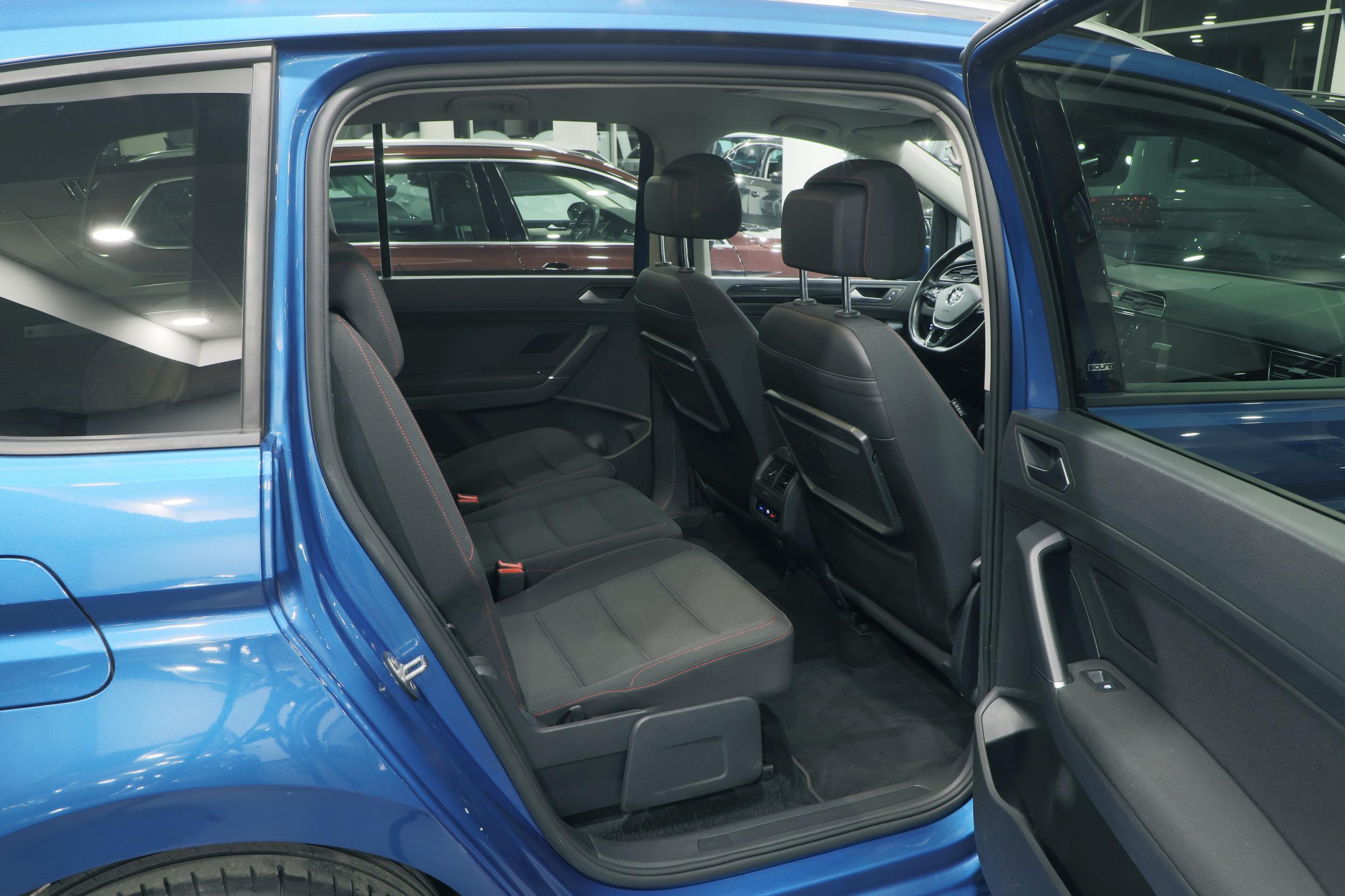 Volkswagen Touran "SOUND" 2.0 TDI 110kW DSG / Webasto | Autodraft