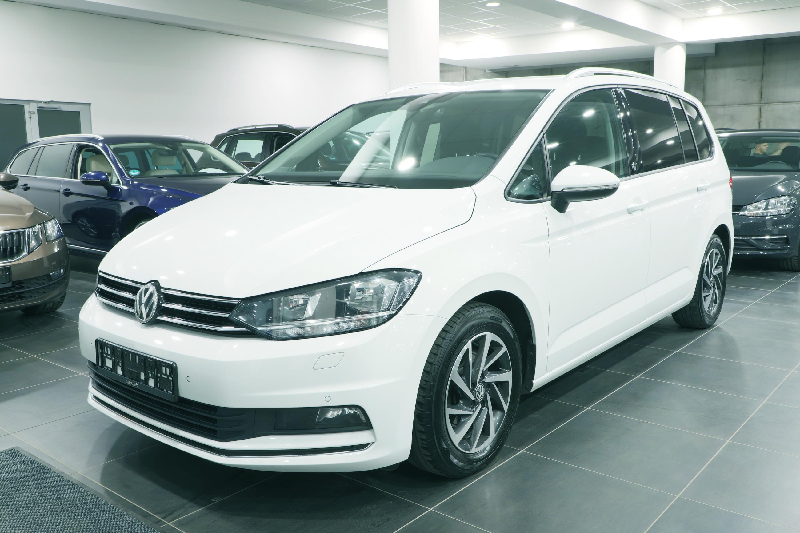 Volkswagen Touran 2.0 TDI 110kW / 7-míst | Autodraft