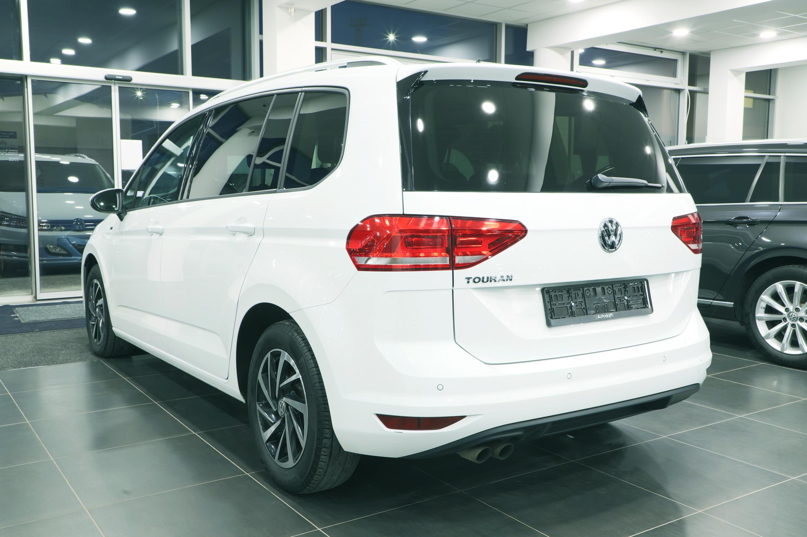 Volkswagen Touran 2.0 TDI 110kW DSG | Autodraft