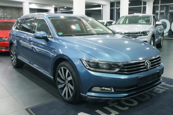 Volkswagen Passat B8 Variant Highline 2.0 TDI 110kW DSG / ALU 18"