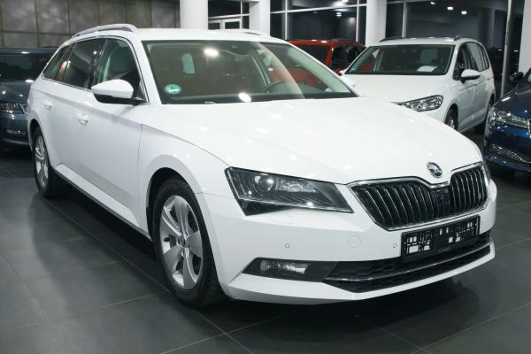 Škoda Superb 3 Combi Style 2.0 TDI 140kW DSG / ALU 17''