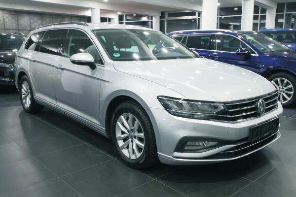 Volkswagen Passat B8 Variant Business 2.0 TDI 110kW DSG / Facelift 2020 / 2x ALU 16''