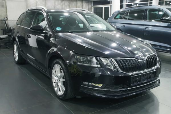 Škoda Octavia 3 Combi Style 2.0 TDI 110kW 4x4 DSG / ALU 17" / Facelift