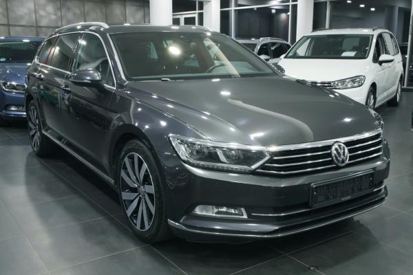 Volkswagen Passat B8 Variant Highline 2.0 TDI 110kW DSG / ALU 18''