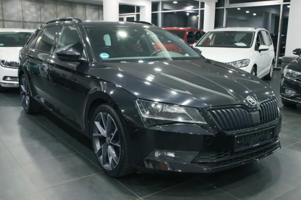 Škoda Superb 3 Combi 2.0 TDI 140kW DSG Sportline / Virtual Cockpit / ALU 19''