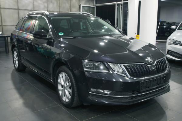 Škoda Octavia 3 Combi Style 2.0 TDI 110kW DSG / ALU 16" / Facelift