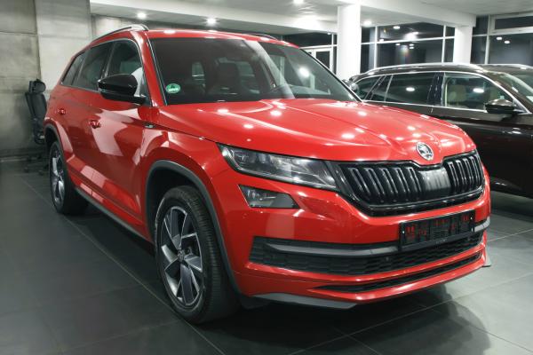 Škoda Kodiaq 2.0 TDI 140kW 4x4 DSG Sportline / Webasto / ALU 19''+ ALU 17''