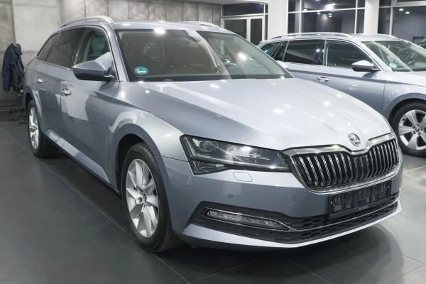 Škoda Superb 3 Combi Style 2.0 TDI 140kW DSG / Facelift 2020 / 2x ALU 17''