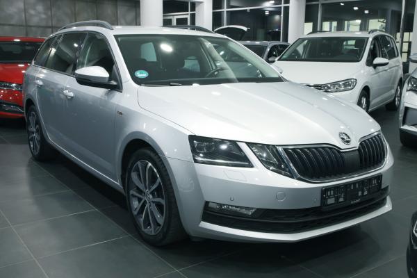 Škoda Octavia 3 Combi 1.5 TSI 110kW DSG / ALU 17'' / Facelift