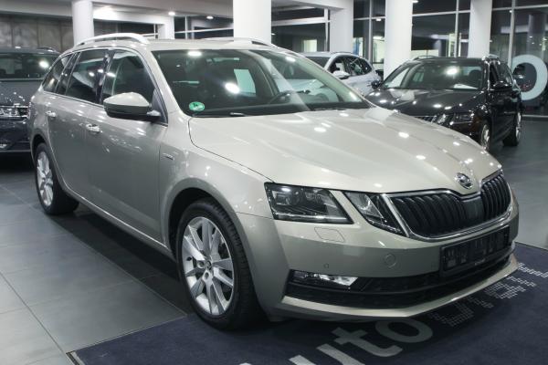 Škoda Octavia 3 Combi 2.0 TDI 110kW DSG / ALU 17'' / Facelift