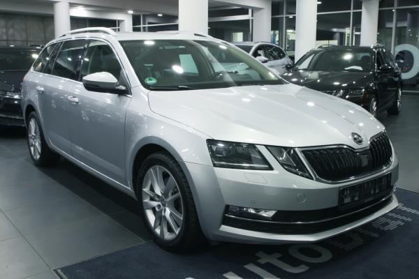 Škoda Octavia 3 Combi 2.0 TDI 110kW DSG Style / ALU 17'' / Facelift