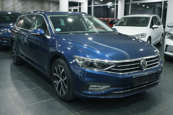 Volkswagen Passat B8 Variant Business 2.0 TDI 110kW DSG / Facelift 2020 / Matrix Led / ALU 17''+ ALU 16''