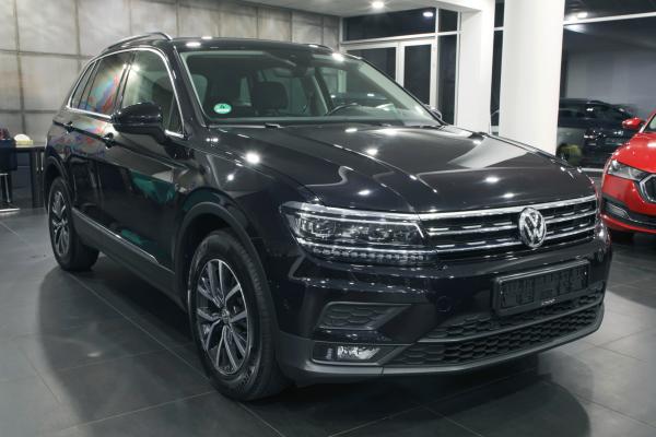 Volkswagen Tiguan Comfortline 2.0 TDI 110kW DSG / Virtual Cockpit / Head up Display / ALU 17''