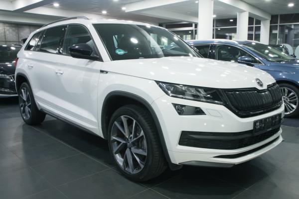 Škoda Kodiaq 2.0 TDI 140kW 4x4 DSG Sportline / ALU 20''
