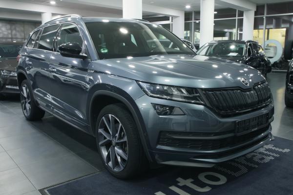 Škoda Kodiaq 2.0 TDI 140kW 4x4 DSG Sportline / Virtual Cockpit / ALU 20''