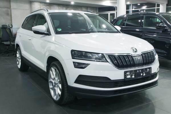 Škoda Karoq Style 2.0 TDI 110kW 4x4 DSG / ALU 19''+ ALU 17''