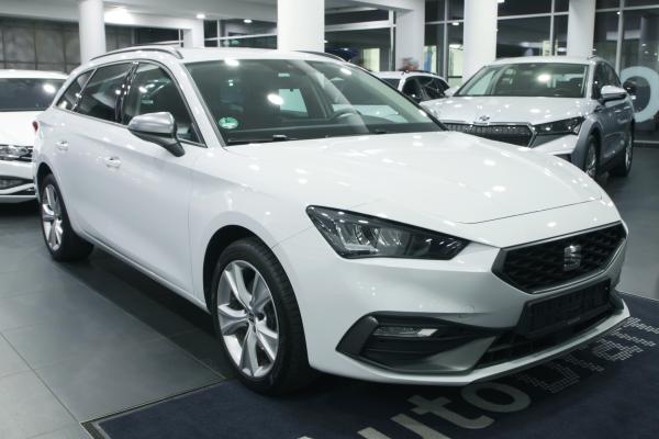 Seat Leon ST FR-Line 1.4 e-HYBRID 150kW DSG / Virtual cockpit / 2x ALU 17''