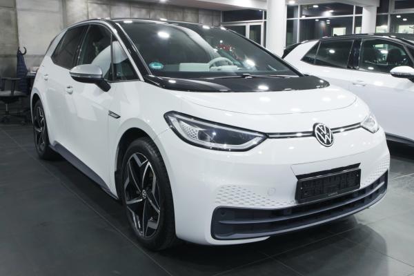 Volkswagen ID.3 Pro 150kW 1st Edition / ALU 19" / Nezávislé topení