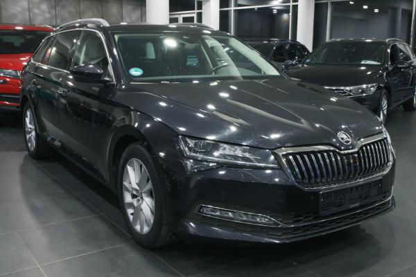 Škoda Superb 3 Combi Style 2.0 TDI 110kW DSG / Facelift 2020 / Matrix Led / ALU 17''