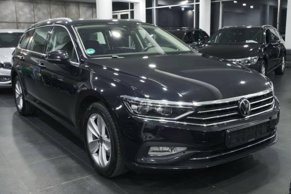 Volkswagen Passat B8 Variant Business 2.0 TDI 140kW DSG / Facelift 2020 / Matrix Led / ALU 17''+ ALU 16''