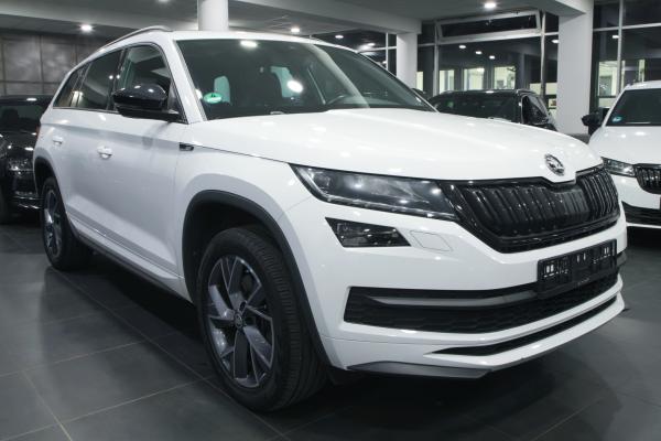 Škoda Kodiaq 2.0 TSI 140kW DSG 4x4 Sportline / ALU 19''