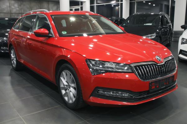 Škoda Superb 3 Combi Style 2.0 TSI 140kW DSG / Facelift 2020 / Matrix Led / ALU 17''