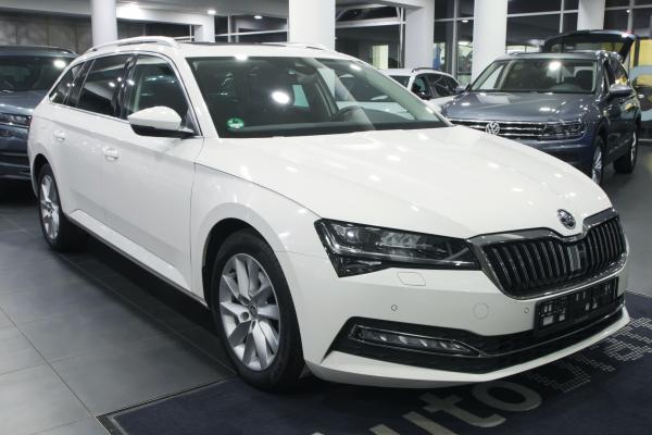 Škoda Superb 3 Combi Style 2.0 TDI 140kW DSG / Facelift 2020 / Matrix Led / ALU 17''