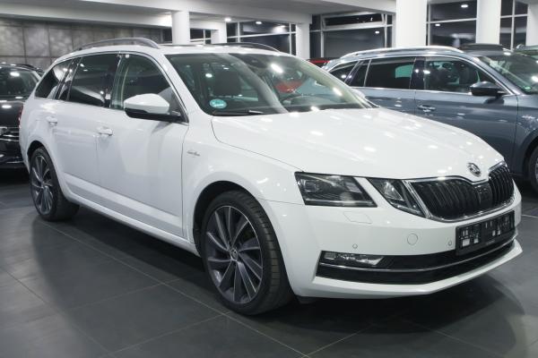 Škoda Octavia 3 Combi 2.0 TDI 135kW 4x4 DSG Laurin & Klement / Virtual cockpit / ALU 18''