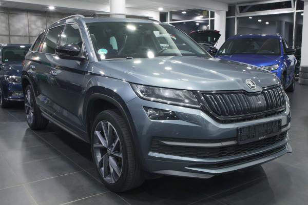 Škoda Kodiaq 2.0 TDI 140kW 4x4 DSG Sportline / Webasto / Virtual cockpit / ALU 20''