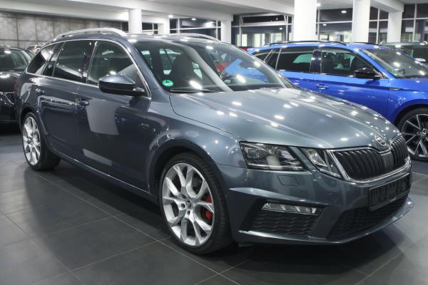 Škoda Octavia 3 Combi RS 2.0 TDI 135kW DSG / ALU 19'' / Facelift