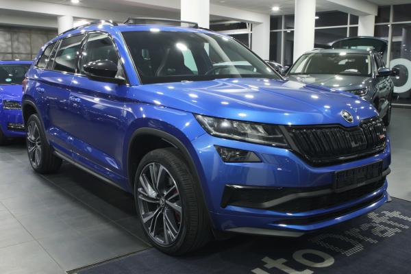 Škoda Kodiaq RS 2.0 Bi-TDI 176kW 4x4 DSG / Webasto / Virtual cockpit / ALU 20''