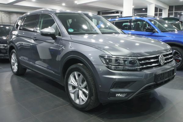 Volkswagen Tiguan Allspace Highline 4Motion 2.0 TDI 140kW 4x4 DSG / Webasto / Head Up Display ALU 18''+ ALU 17''