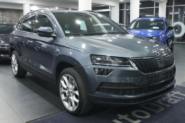 Škoda Karoq Style 2.0 TDI 140kW 4x4 DSG / Virtual Cockpit / ALU 19'' + ALU 16"