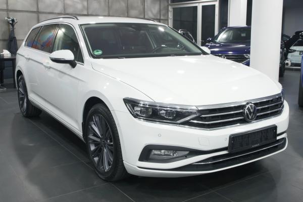 Volkswagen Passat B8 Variant Business 2.0 TDI 140kW DSG / Facelift 2020 / Virtual cockpit / Matrix Led / Head Up Display / ALU 18"