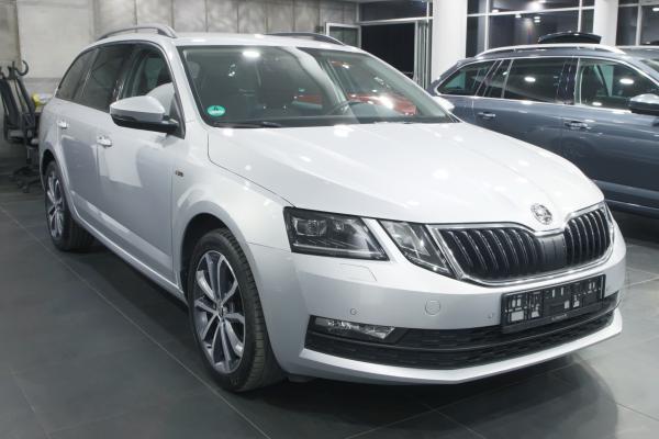 Škoda Octavia 3 Combi 2.0 TDI 110kW DSG / ALU 17'' / Facelift