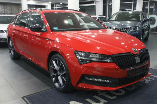 Škoda Superb 3 Combi 2.0 TSI 140kW DSG Sportline / Facelift 2020 / Matrix Led / ALU 19''