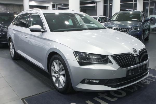 Škoda Superb 3 Combi Style 2.0 TDI 110kW DSG / Webasto / Virtual cockpit / ALU 17"