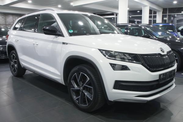 Škoda Kodiaq 2.0 TDI 140kW 4x4 DSG Sportline / ALU 19"