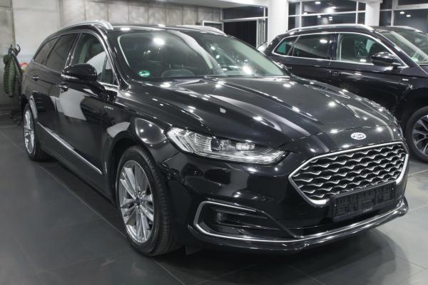 Ford Mondeo Turnier 2.0 EcoBlue 140kW AUT. / Vignale / ALU 18'' + ALU 16''