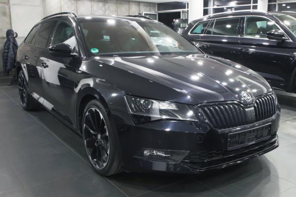 Škoda Superb 3 Combi 2.0 TSI 200kW 4x4 DSG Sportline / Virtual Cockpit / ALU 19''