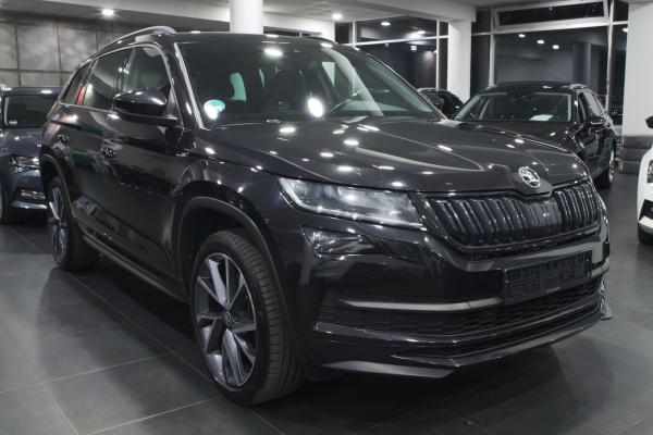 Škoda Kodiaq 2.0 TDI 140kW 4x4 DSG Sportline / Webasto / ALU 20''