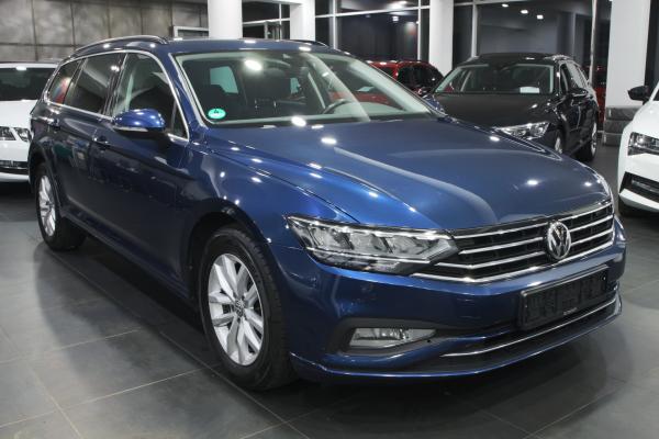 Volkswagen Passat B8 Variant Business 2.0 TDI 110kW DSG / Facelift 2020 / Virtual cockpit / ALU 16''