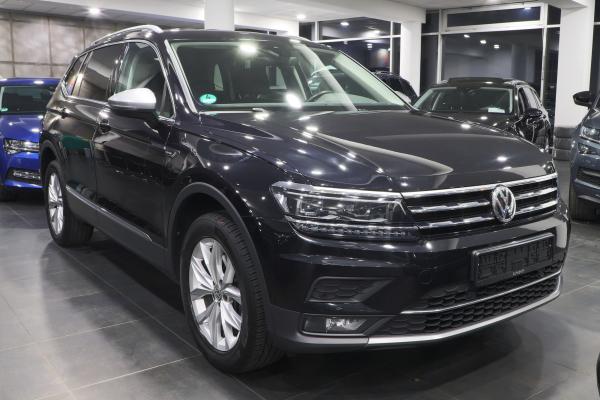 Volkswagen Tiguan Allspace Highline 4Motion 2.0 TDI 4x4 140kW DSG / Virtual cockpit / ALU 18"