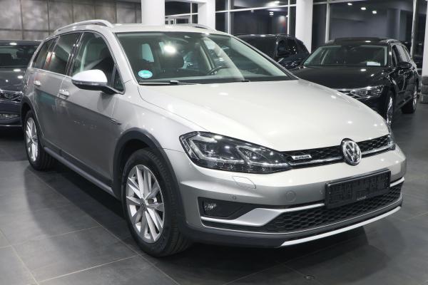 Volkswagen Golf 7 Alltrack 4Motion 2.0 TDI 135kW 4x4 DSG / Active infoDisplay / ALU 17''