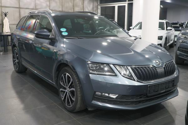 Škoda Octavia 3 Combi 2.0 TDI 110kW DSG / ALU 17'' / Facelift