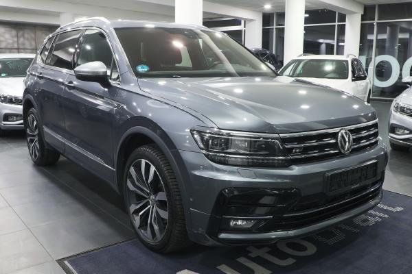 Volkswagen Tiguan Allspace Highline 4Motion 2.0 TDI 140kW 4x4 DSG R-Line / Virtual cockpit / ALU 20''